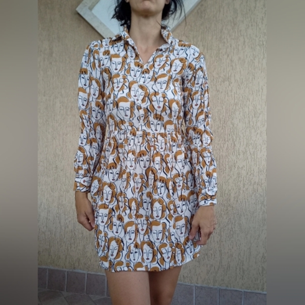 Artistic Face Pattern Long Sleeve Dress